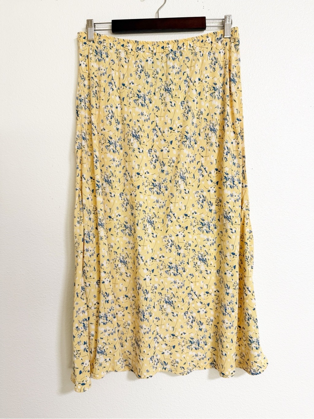 Vintage 90s Carol Anderson Cottagecore Floral Midi Skirt - Picture 2 of 5